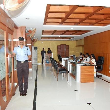 Hotel KPM Regency Palakkad Exterior foto